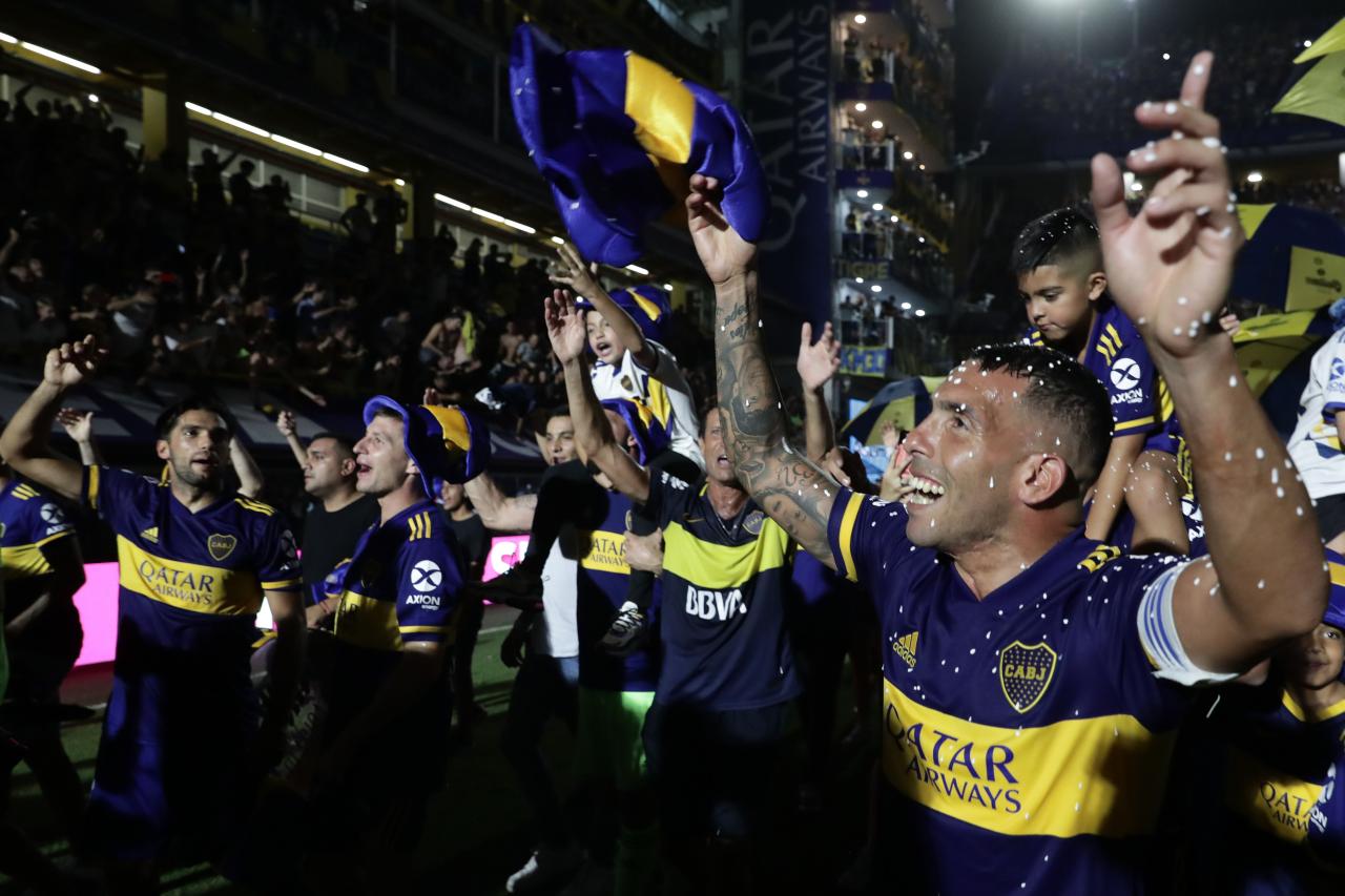  Tevez won the league with Boca aged 36