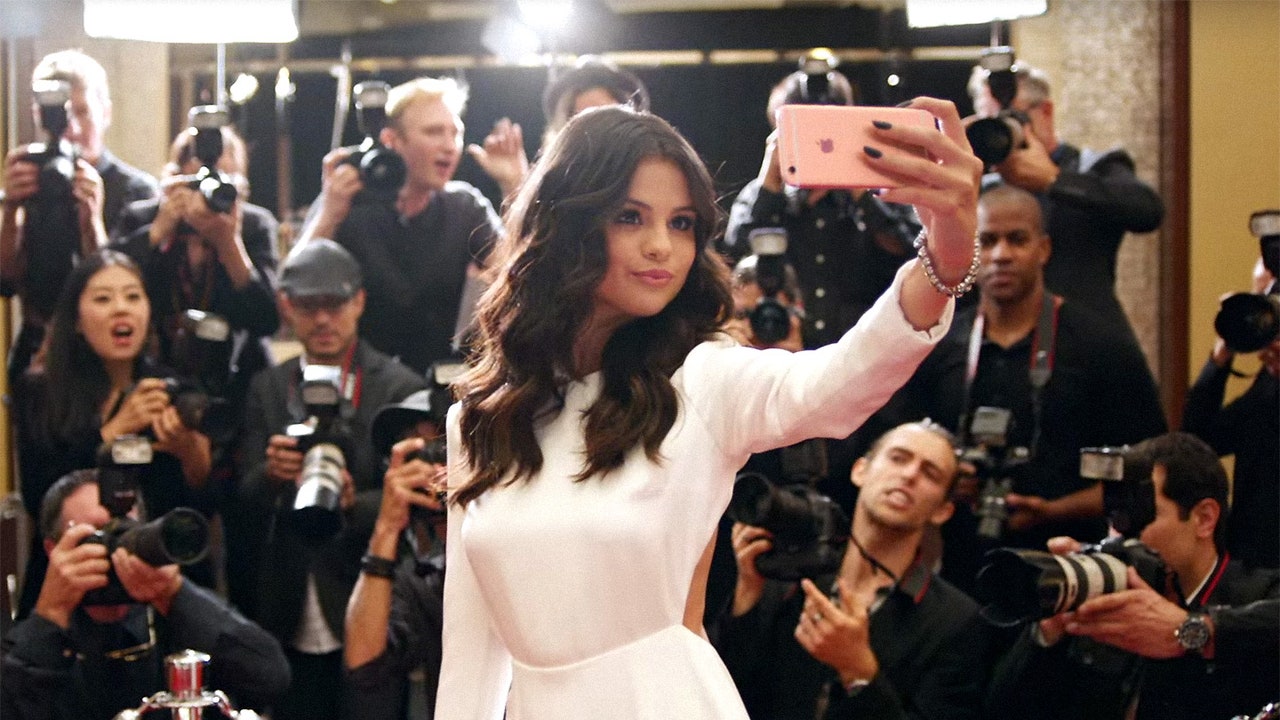 How Did Selena Gomez Become the Most Followed Person on Instagram? | Vanity Fair